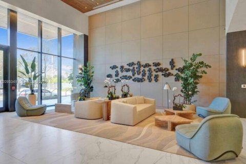Condo in Miami Beach, Florida, 1 bedroom  № 2392077 - photo 18