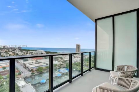 Condo in Miami Beach, Florida, 1 bedroom  № 2392077 - photo 13