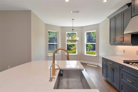 House in Sarasota, Florida 4 bedrooms, 327.48 sq.m. № 2110338 - photo 17