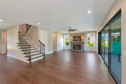 House in Sarasota, Florida 4 bedrooms, 327.48 sq.m. № 2110338 - photo 20