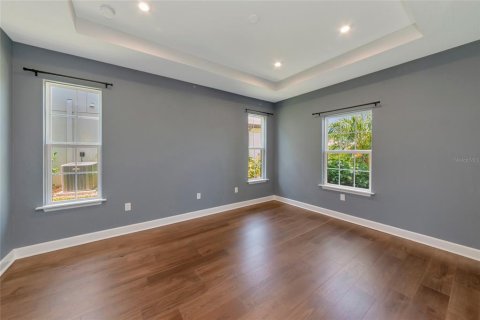 House in Sarasota, Florida 4 bedrooms, 327.48 sq.m. № 2110338 - photo 4