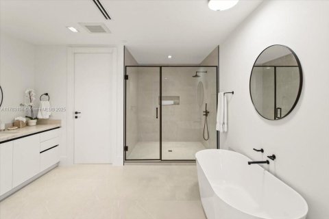 Condo in Fort Lauderdale, Florida, 3 bedrooms  № 1862605 - photo 15