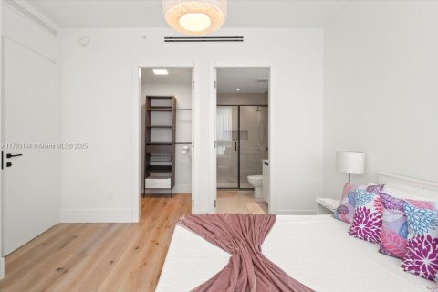 Condo in Fort Lauderdale, Florida, 3 bedrooms  № 1862605 - photo 22