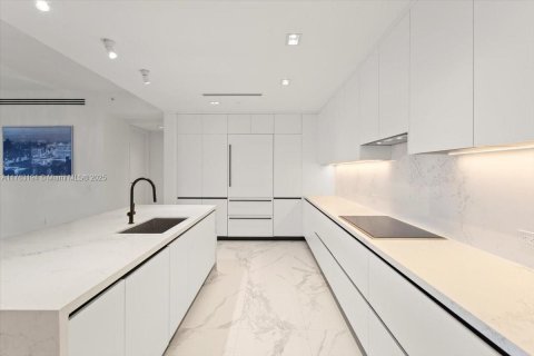 Condo in Fort Lauderdale, Florida, 3 bedrooms  № 1862605 - photo 4