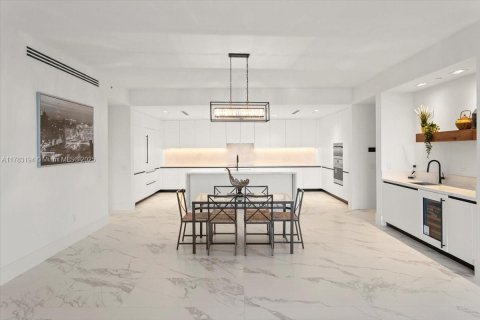 Condo in Fort Lauderdale, Florida, 3 bedrooms  № 1862605 - photo 6
