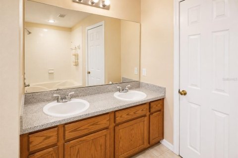 Touwnhouse à vendre à Kissimmee, Floride: 3 chambres, 128.39 m2 № 2306695 - photo 9