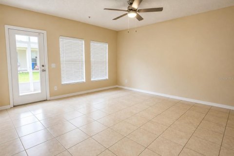 Touwnhouse à vendre à Kissimmee, Floride: 3 chambres, 128.39 m2 № 2306695 - photo 5