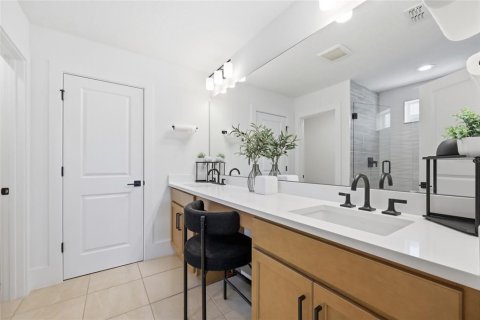 Casa en venta en Apopka, Florida, 4 dormitorios, 199 m2 № 2133347 - foto 22