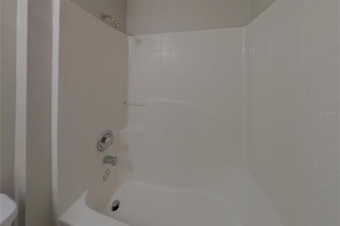 Villa ou maison à louer à Kissimmee, Floride: 4 chambres, 154.22 m2 № 2117791 - photo 14