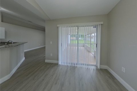 Villa ou maison à louer à Kissimmee, Floride: 4 chambres, 154.22 m2 № 2117791 - photo 3