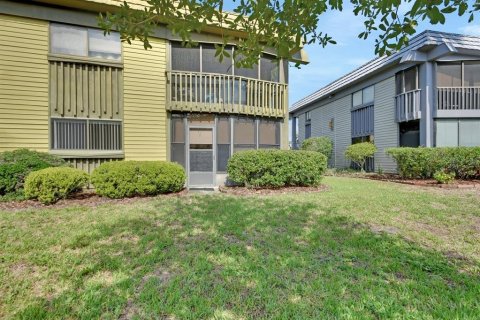 Condo in DeLand, Florida, 2 bedrooms  № 1772192 - photo 21