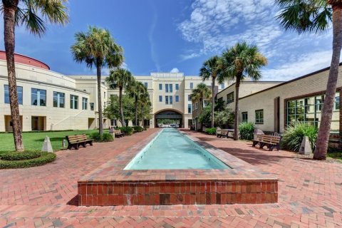 Condo in DeLand, Florida, 2 bedrooms  № 1772192 - photo 30