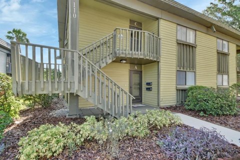 Condo in DeLand, Florida, 2 bedrooms  № 1772192 - photo 23