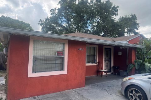 House in Clearwater, Florida 3 bedrooms, 105.54 sq.m. № 1855409 - photo 2