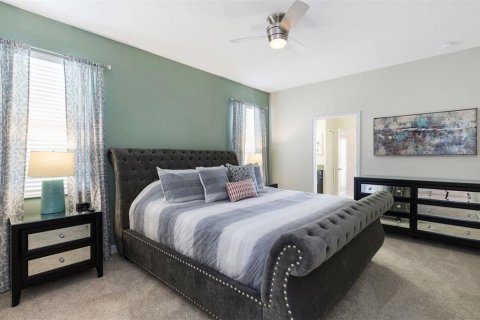House in Davenport, Florida 8 bedrooms, 363.15 sq.m. № 1900935 - photo 21