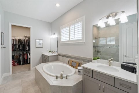Casa en venta en Minneola, Florida, 4 dormitorios, 263.75 m2 № 2203555 - foto 12