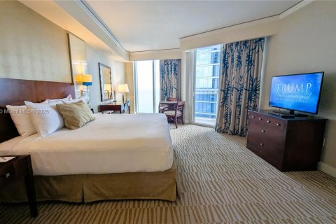 Купить кондоминиум в Санни-Айлс-Бич, Флорида 2 спальни, 137.31м2, № 2048286 - фото 12