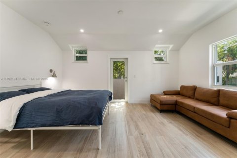 Townhouse in Miami, Florida 3 bedrooms, 153.29 sq.m. № 1946520 - photo 22