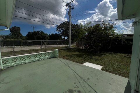 Villa ou maison à vendre à Miramar, Floride: 2 chambres, 121.52 m2 № 1966694 - photo 25