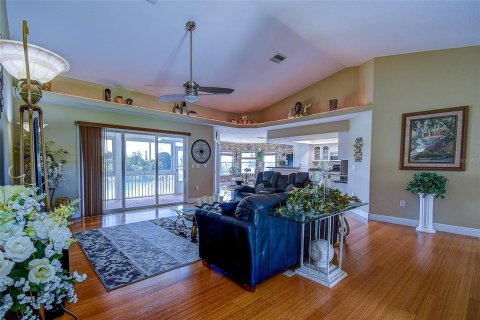 Casa en alquiler en Hernando Beach, Florida, 3 dormitorios, 178.93 m2 № 1919211 - foto 8