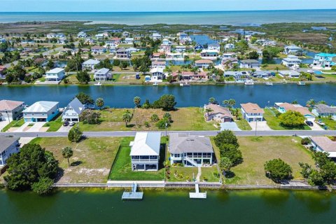 Casa en alquiler en Hernando Beach, Florida, 3 dormitorios, 178.93 m2 № 1919211 - foto 4