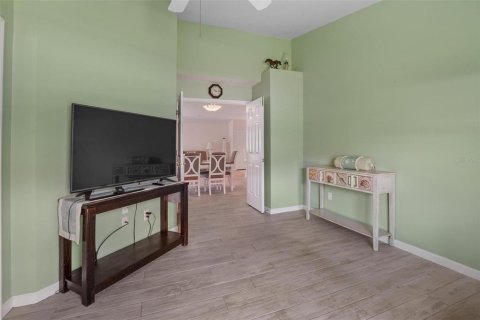 Villa ou maison à vendre à Avon Park, Floride: 3 chambres, 169.64 m2 № 1725222 - photo 6