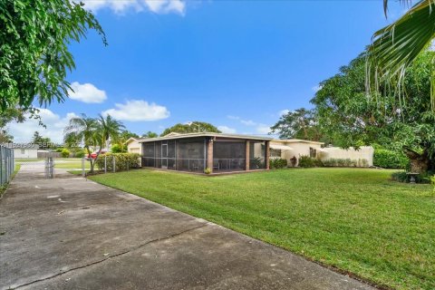 Villa ou maison à vendre à Homestead, Floride: 3 chambres, 170.38 m2 № 1987627 - photo 5