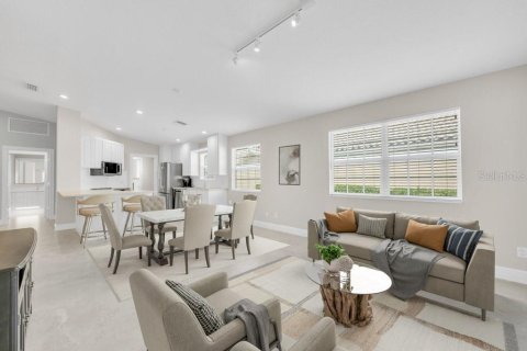 Villa ou maison à vendre à Sarasota, Floride: 2 chambres, 142.51 m2 № 2361102 - photo 8