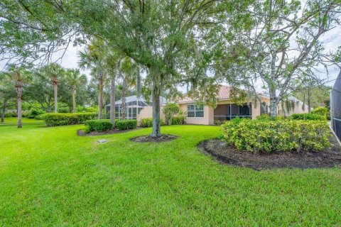 Villa ou maison à vendre à Sarasota, Floride: 2 chambres, 142.51 m2 № 2361102 - photo 23