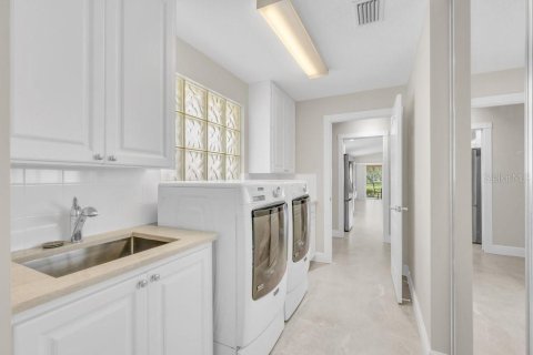 Villa ou maison à vendre à Sarasota, Floride: 2 chambres, 142.51 m2 № 2361102 - photo 20