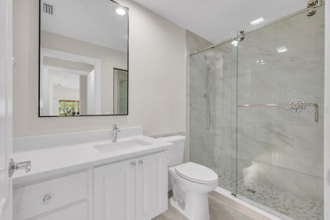 Villa ou maison à vendre à Sarasota, Floride: 2 chambres, 142.51 m2 № 2361102 - photo 19