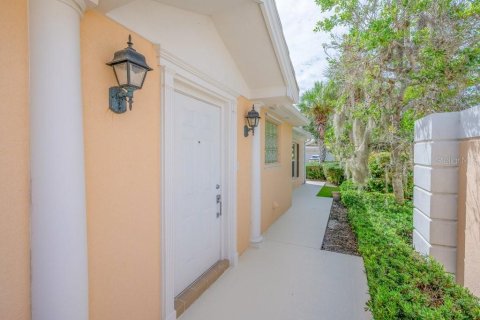 Villa ou maison à vendre à Sarasota, Floride: 2 chambres, 142.51 m2 № 2361102 - photo 28