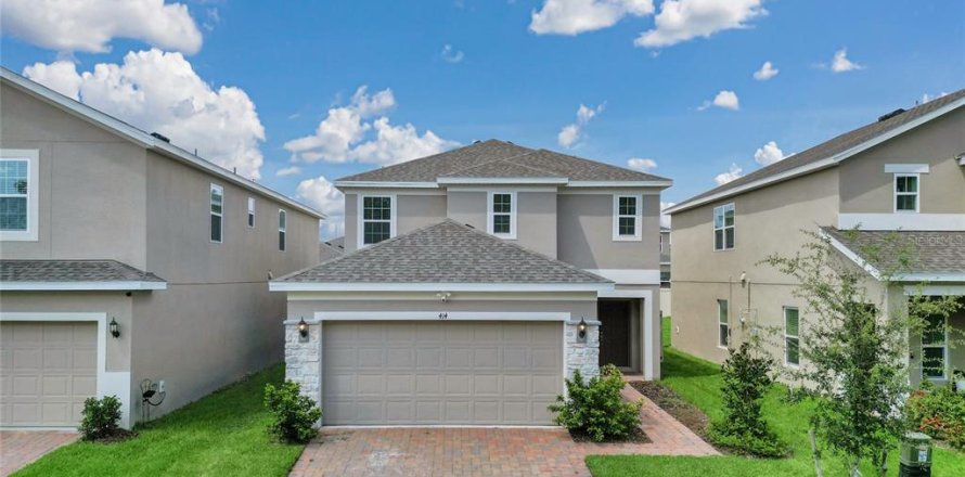 Casa en Davenport, Florida 4 dormitorios, 199.74 m2 № 1917278