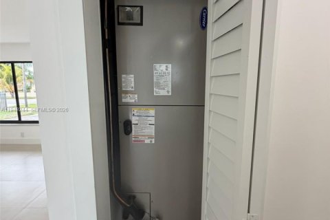 Купить виллу или дом в Майами-Гарденс, Флорида 4 спальни, 144.37м2, № 2005109 - фото 4