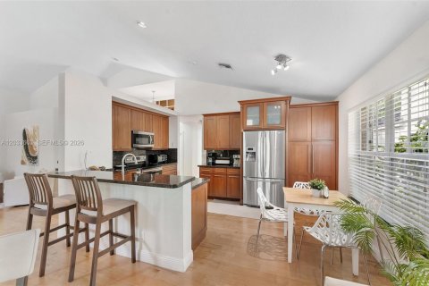 House in Weston, Florida 3 bedrooms, 173.36 sq.m. № 2173178 - photo 21