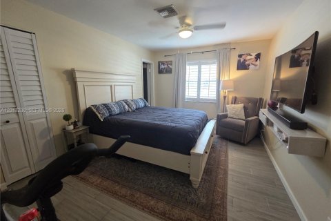 Townhouse in Cooper City, Florida 2 bedrooms, 88.54 sq.m. № 2247542 - photo 3