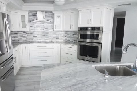 Condominio en alquiler en Sarasota, Florida, 2 dormitorios, 160.63 m2 № 1751298 - foto 2