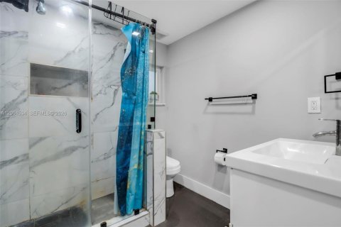 Villa ou maison à vendre à Miami, Floride: 3 chambres № 2072010 - photo 20