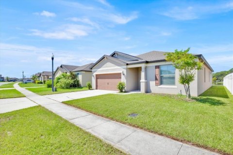 Casa en alquiler en Polk City, Florida, 3 dormitorios, 199.18 m2 № 2109089 - foto 2