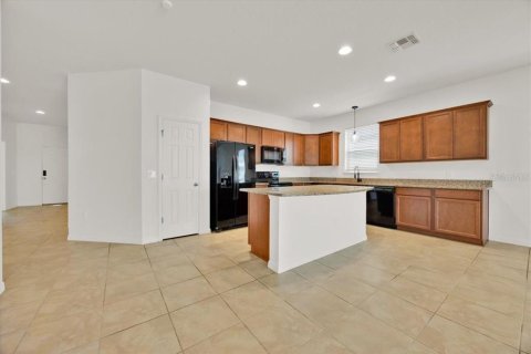 Casa en alquiler en Polk City, Florida, 3 dormitorios, 199.18 m2 № 2109089 - foto 9
