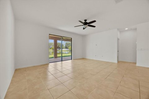 Casa en alquiler en Polk City, Florida, 3 dormitorios, 199.18 m2 № 2109089 - foto 12