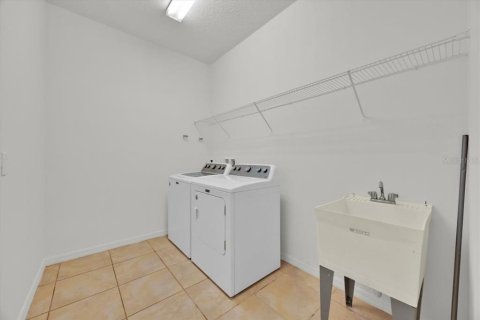 Casa en alquiler en Polk City, Florida, 3 dormitorios, 199.18 m2 № 2109089 - foto 16