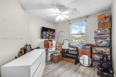 Townhouse in Coral Springs, Florida 3 bedrooms, 108.7 sq.m. № 2058257 - photo 16