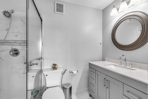 Townhouse in Coral Springs, Florida 3 bedrooms, 108.7 sq.m. № 2058257 - photo 25