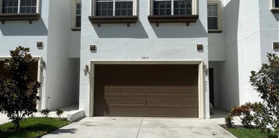 Touwnhouse à Temple Terrace, Floride 3 chambres, 172.89 m2 № 2201159
