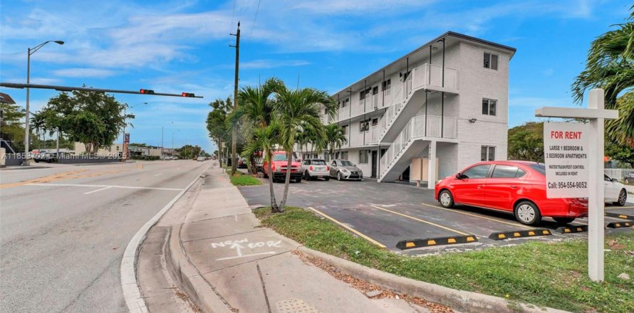 Appartement à North Miami, Floride 2 chambres, 81.29 m2 № 1887242