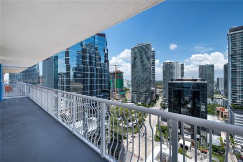 Купить кондоминиум в Майами, Флорида 3 спальни, 114.46м2, № 2057340 - фото 21