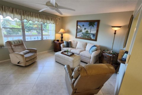 Купить кондоминиум в Дирфилд-Бич, Флорида 1 спальня, 66.43м2, № 1966101 - фото 8