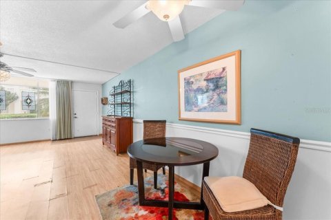 Condo in Clearwater, Florida, 1 bedroom  № 1750859 - photo 11