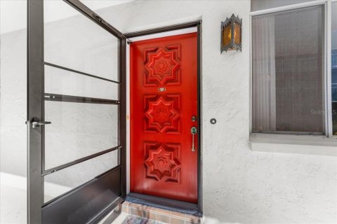 Condo in Clearwater, Florida, 1 bedroom  № 1750859 - photo 2